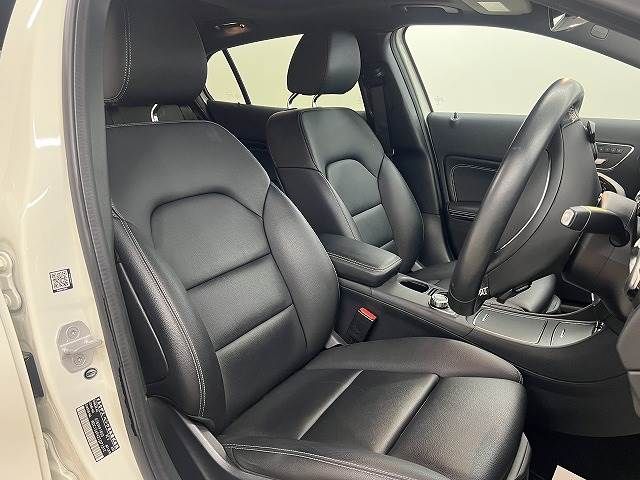 Mercedes Benz GLA-CLASS 2017-05 11268-8