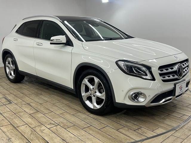 Mercedes Benz GLA-CLASS 2017-05 11268-19