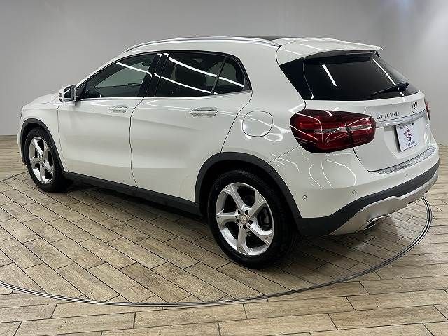 Mercedes Benz GLA-CLASS 2017-05 11268-15