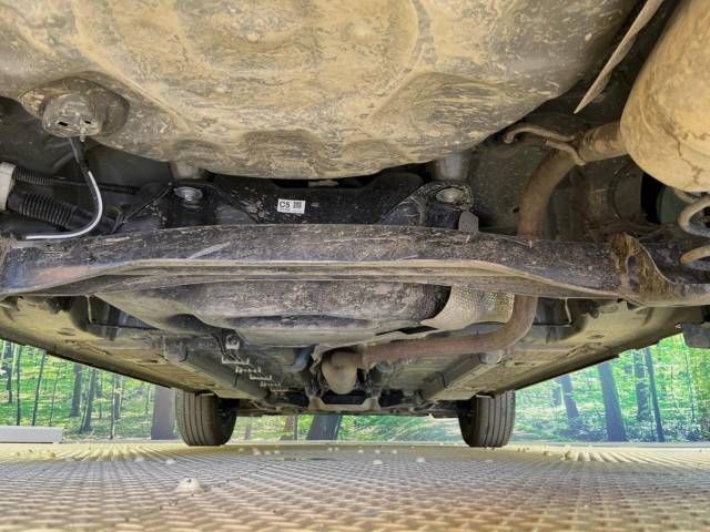 Toyota YARIS CROSS 2023-03 182616-19