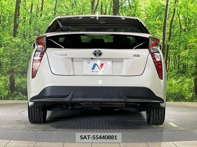 Toyota PRIUS 2018-06 366579-15