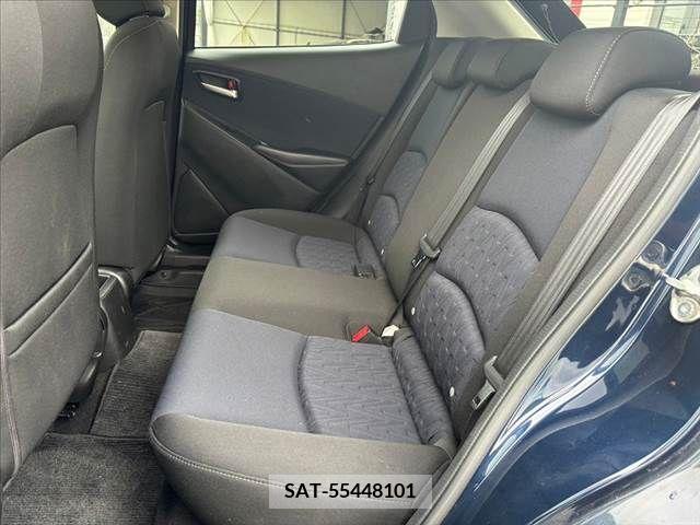 Mazda DEMIO 2014-11 267866-17