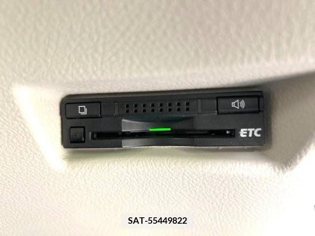 Toyota SIENTA 2016-04 225336-7