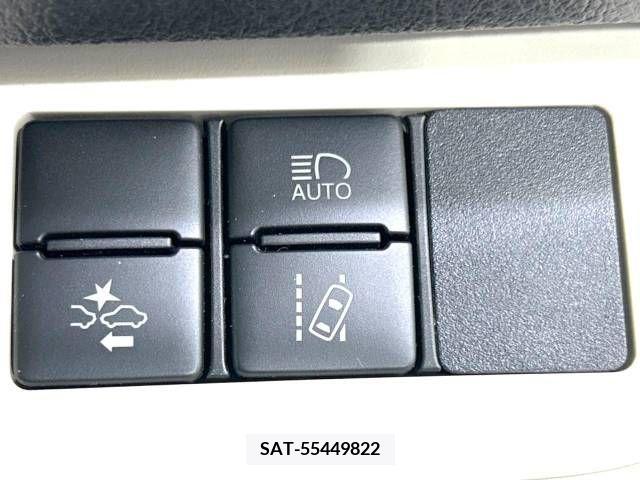 Toyota SIENTA 2016-04 225336-4