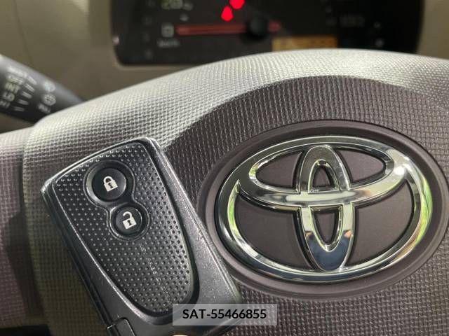 Toyota PASSO 2016-03 382389-6