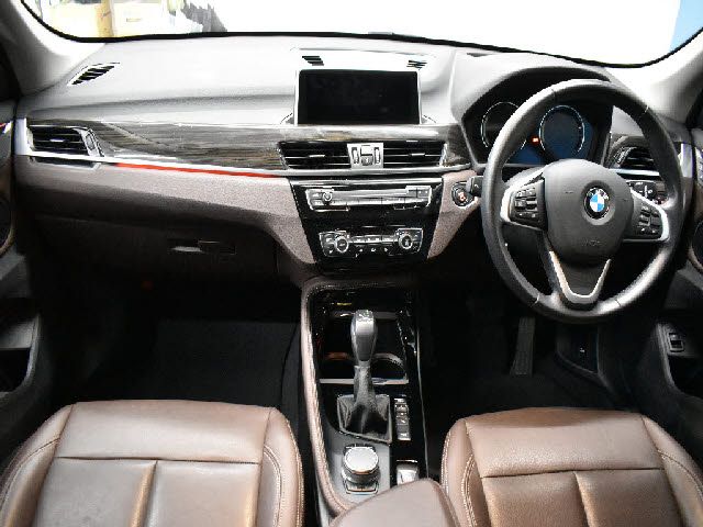 Bmw X1 2018-12 24072-1