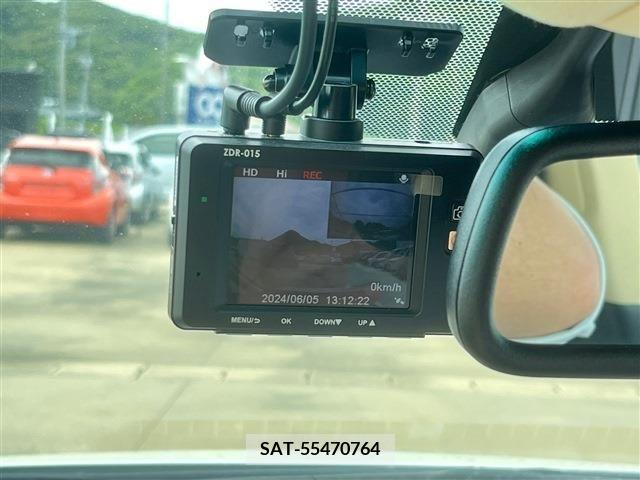 Toyota SAI 2015-08 300584-27