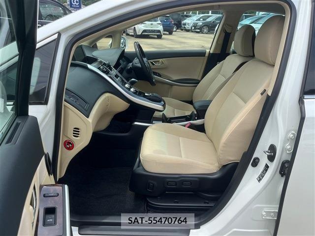 Toyota SAI 2015-08 300584-2
