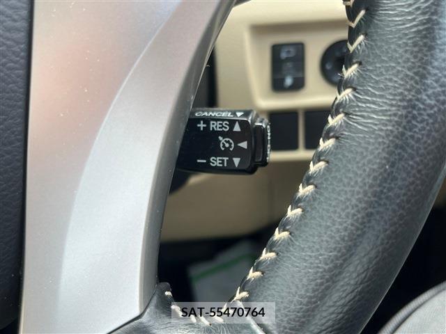 Toyota SAI 2015-08 300584-24