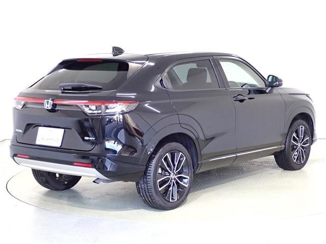 Honda VEZEL 2021-08 27143-3