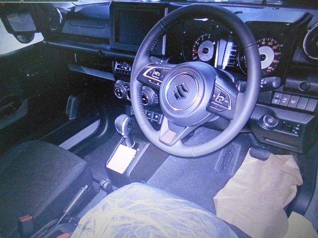 Suzuki JIMNY SIERRA 2023-12 183197-1