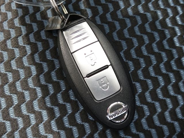 Nissan NOTE 2013-12 23964-28