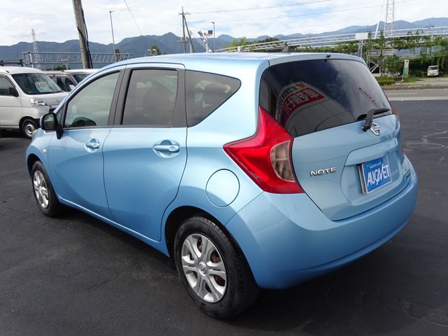 Nissan NOTE 2013-12 23964-5