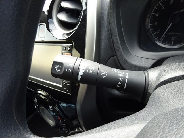 Nissan NOTE 2013-12 23964-26