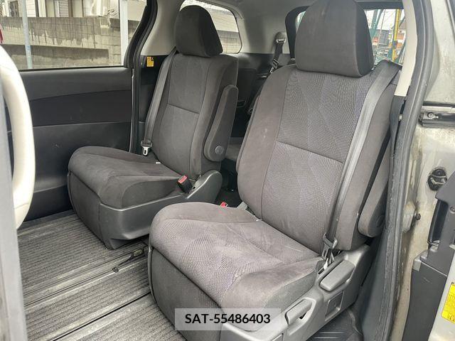 Toyota ESTIMA 2013-03 209497-17