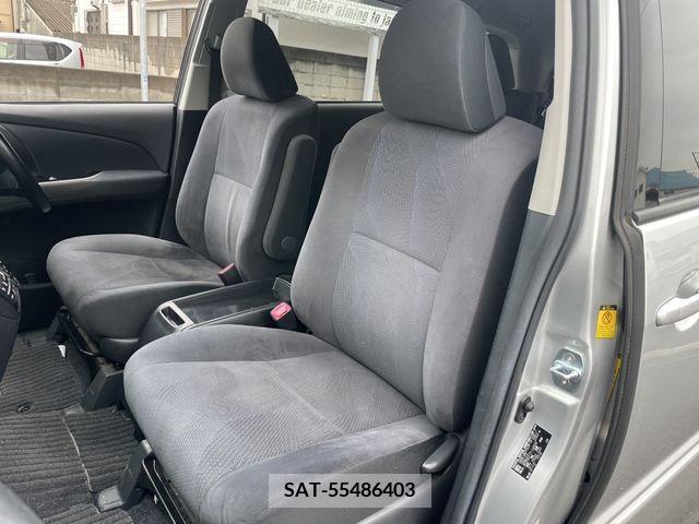 Toyota ESTIMA 2013-03 209497-15