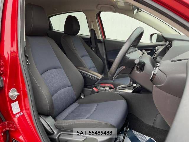 Mazda DEMIO 2016-07 301944-13