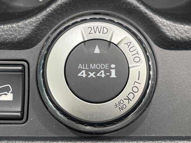 Nissan X-TRAIL 2016-03 193459-2