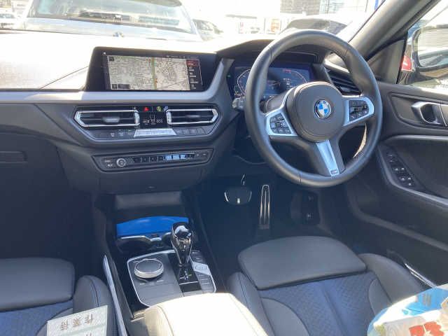 Bmw 2 SERIES 2023-03 24660-1