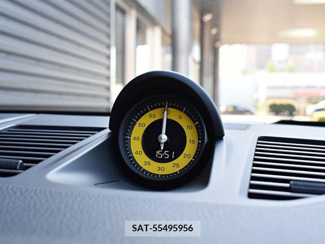 Porsche 911 2020-10 320025-12
