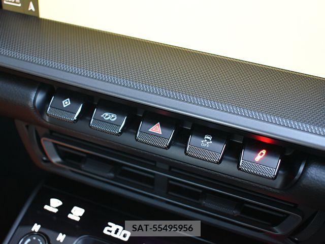 Porsche 911 2020-10 320025-11