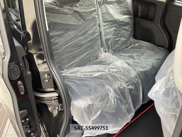 Mitsubishi DELICA MINI 2023-11 214767-13