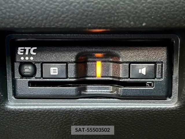 Suzuki SWIFT 2023-04 369003-12
