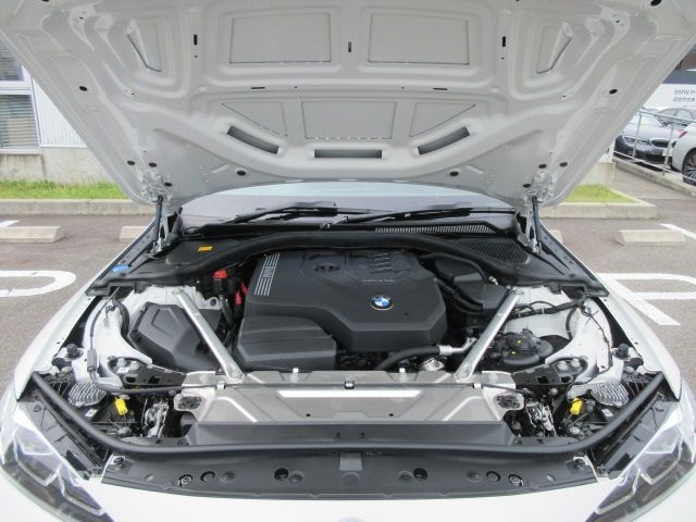 Bmw 4 SERIES 2022-10 2039-27