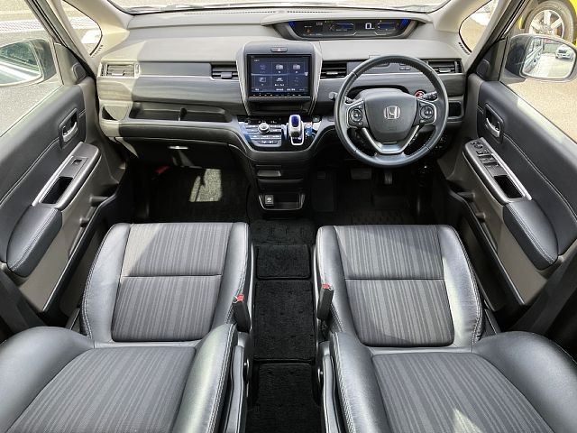 Honda FREED HYBRID 2017-05 192331-1