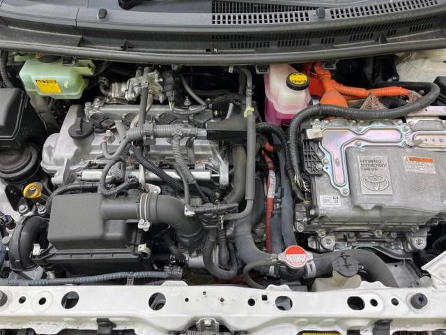 Toyota AQUA 2016-05 3572-18