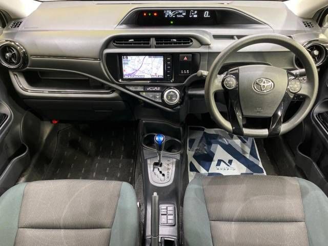 Toyota AQUA 2016-05 3572-1