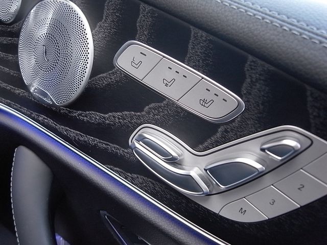 Mercedes Benz E-CLASS 2017-09 901-14