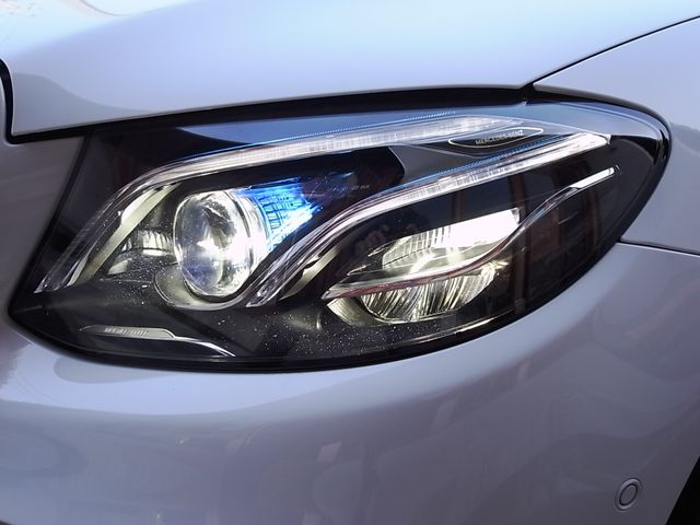 Mercedes Benz E-CLASS 2017-09 901-26