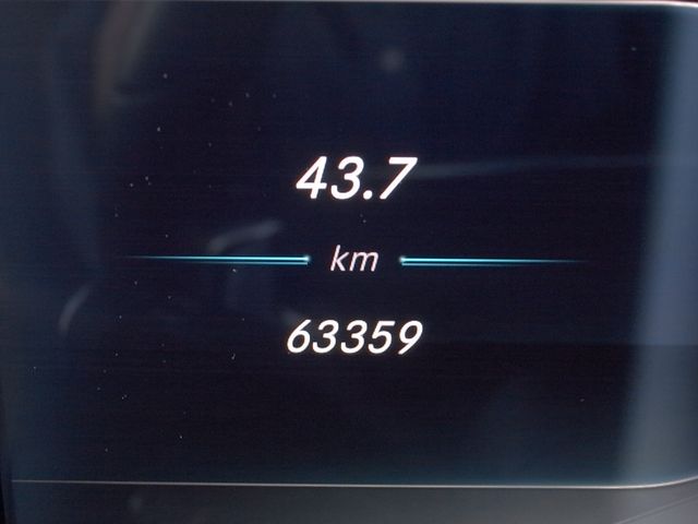 Mercedes Benz E-CLASS 2017-09 901-19