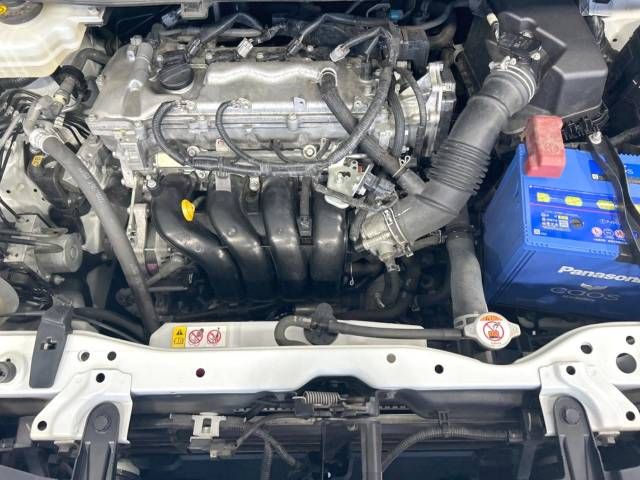 Toyota VOXY 2018-06 14337-18
