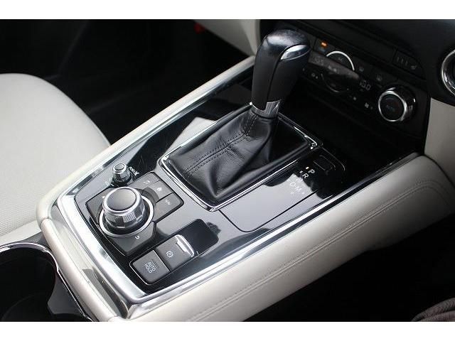Mazda CX-8 2018-09 22540-4