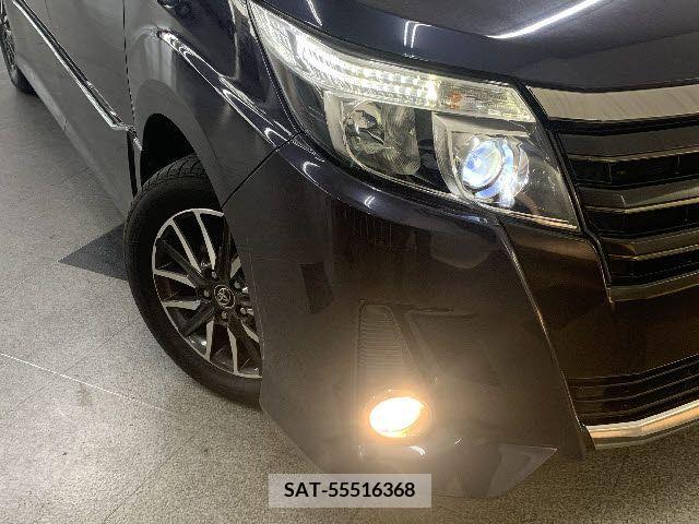 Toyota NOAH 2017-04 279514-24