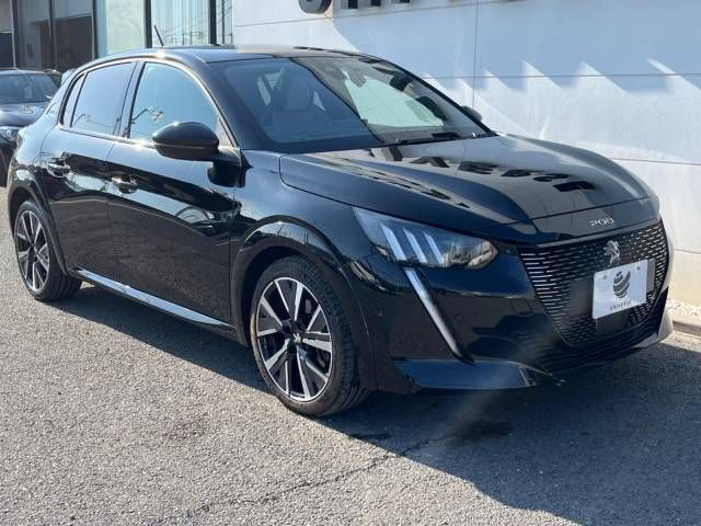 Peugeot 208 2021-02 26555-17