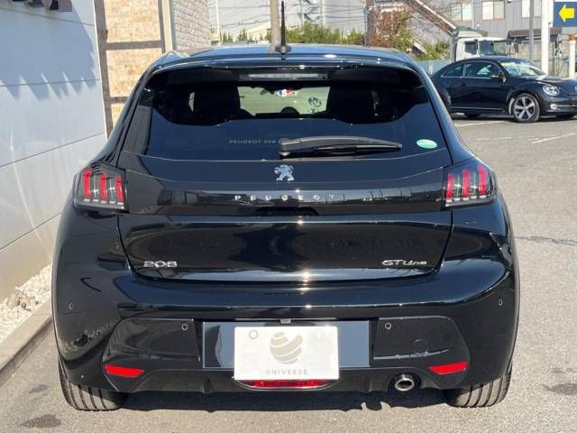 Peugeot 208 2021-02 26555-16