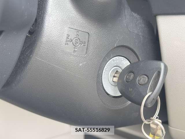 Daihatsu MOVE 2017-02 277881-13