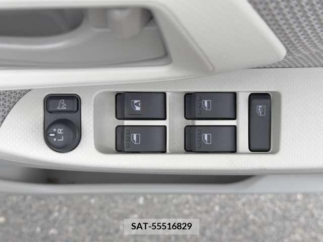 Daihatsu MOVE 2017-02 277881-11