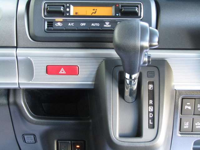 Suzuki SPACIA 2021-12 183754-13
