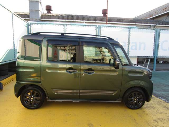 Suzuki SPACIA 2021-12 183754-5