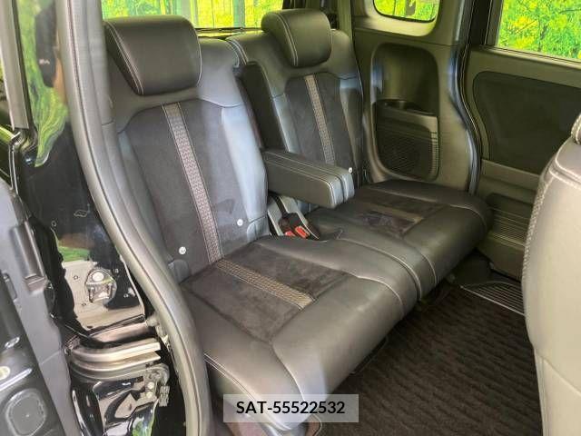 Honda N BOX CUSTOM 2019-11 337371-9