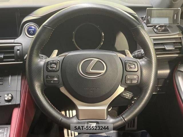 Lexus RC 2018-01 275749-11