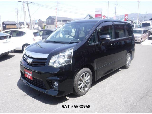 Toyota NOAH 2010-05 245919-3