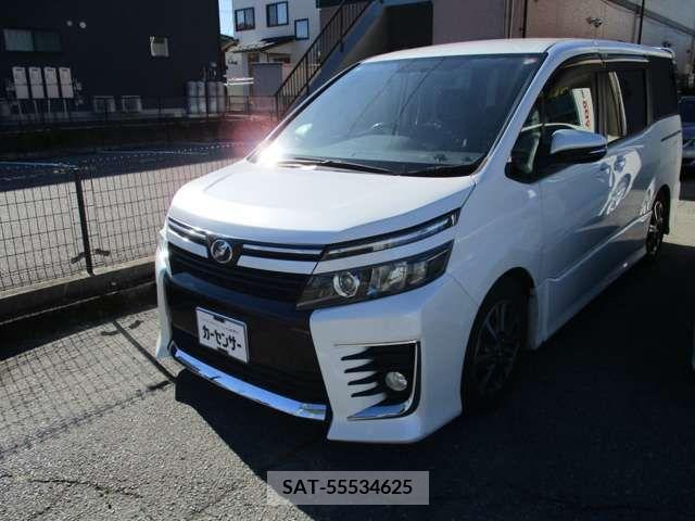 Toyota VOXY 2014-07 207739-1