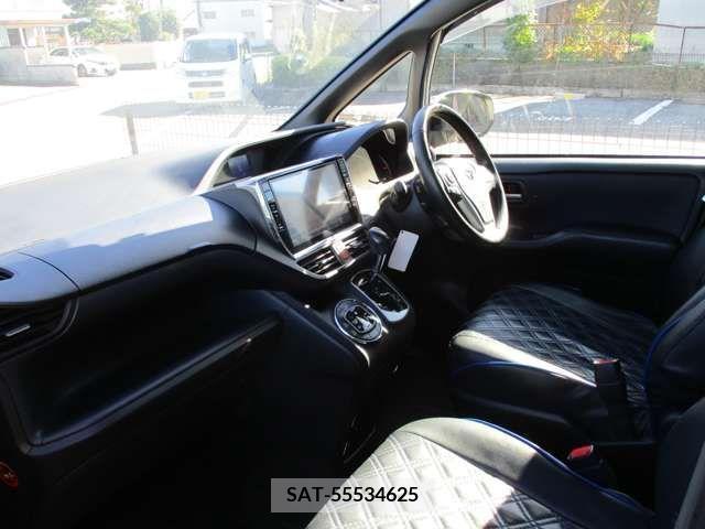 Toyota VOXY 2014-07 207739-10