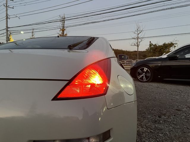 Nissan FAIRLADY Z 2004-11 184022-9
