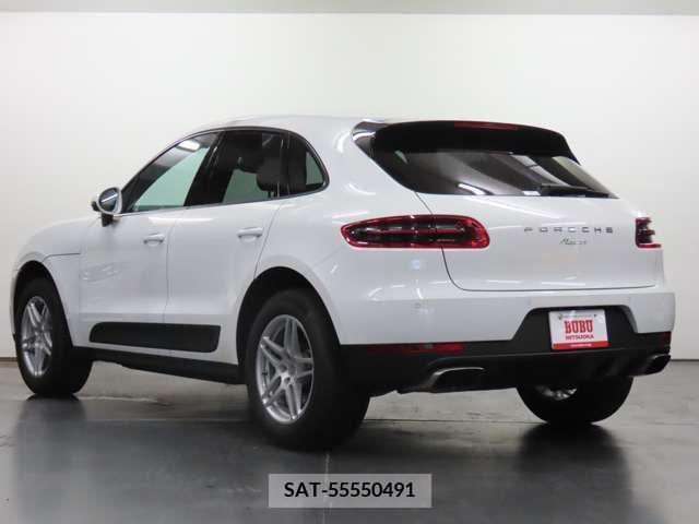 Porsche MACAN 2017-06 393281-6